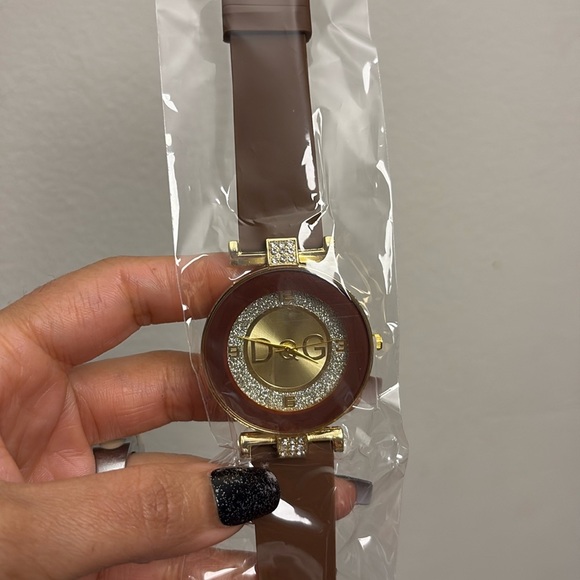 D&G Women's Brown and Gold Watch - Picture 5 of 7